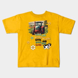 Country Life with Vintage Land Tractor Kids T-Shirt